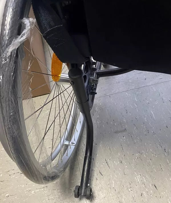 Adaptivrollstuhl Küschall Compact – Faltbar und wendig (gebraucht)