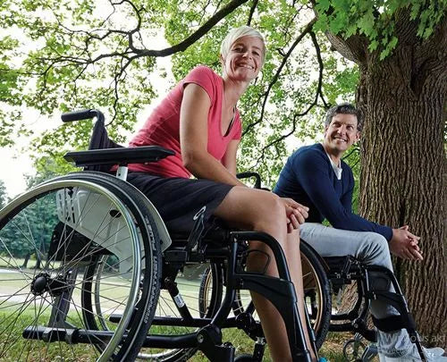 Adaptivrollstuhl AS(01) von Dietz – vielseitig einstellbarer Aktivrollstuhl