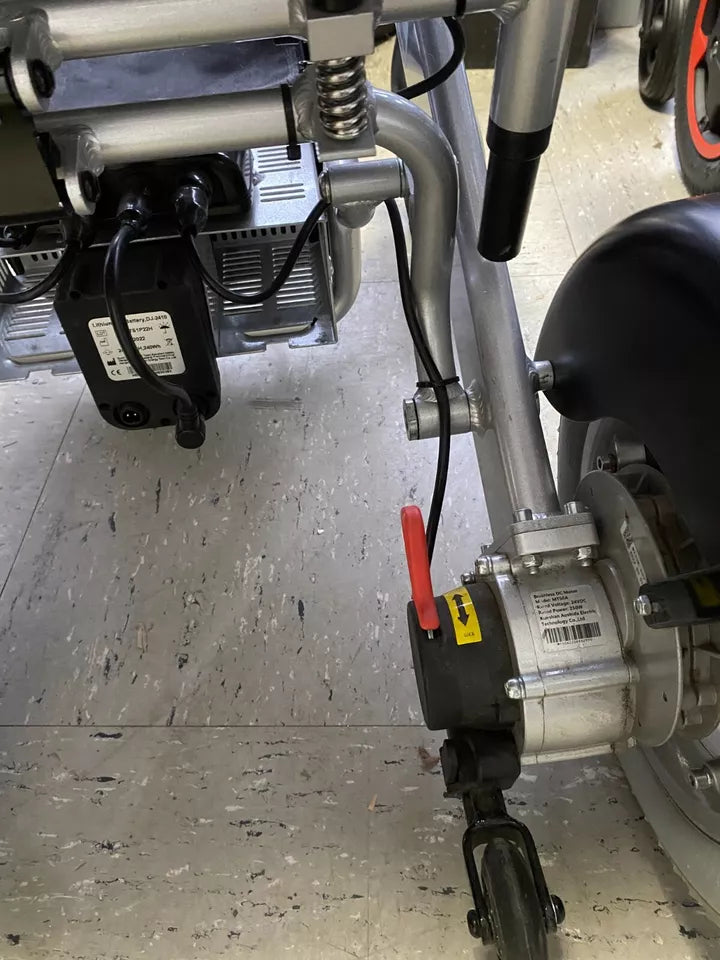 Elektrorollstuhl Freedom Chair A08L – faltbar, leicht, robust – gebraucht