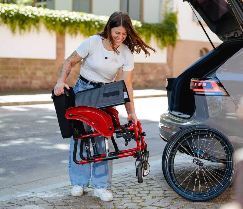 Adaptivrollstuhl SOPUR QS3 X – leichter Rahmen, faltbar & individuell konfigurierbar