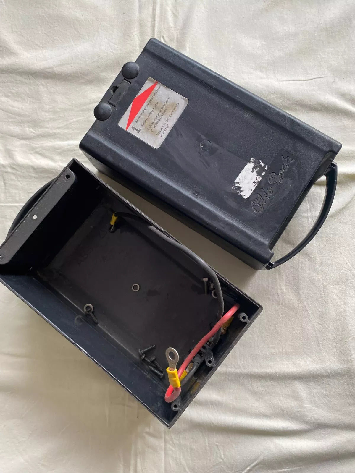 Akku Kasten Akku Box Elektrorollstuhl A 200 Ersatzteil mit Kabel