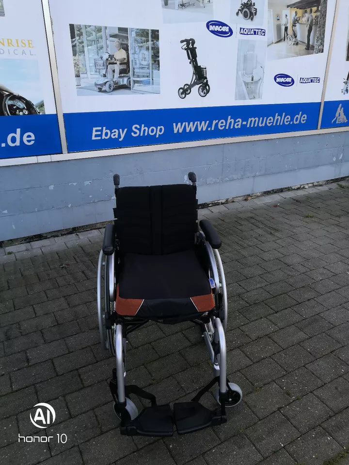 Adaptivrollstuhl Easy Life – gebraucht, geprüft & gereinigt