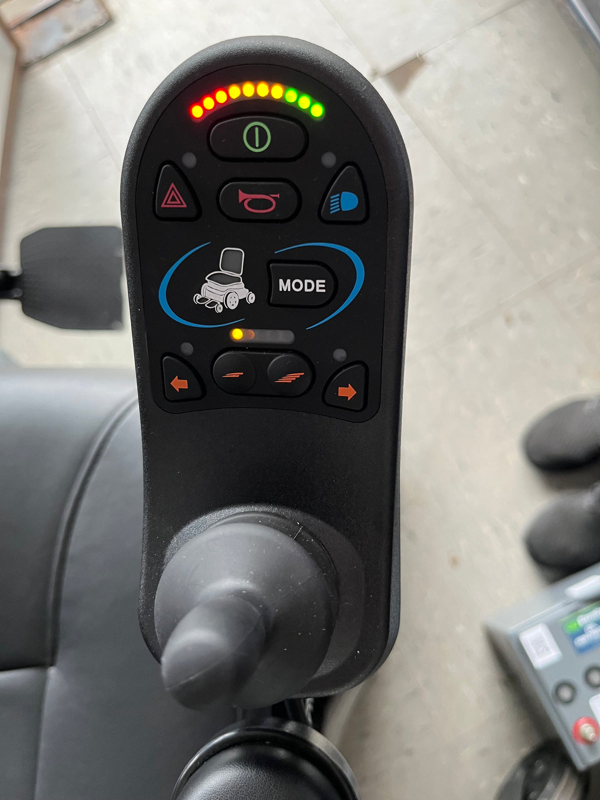 Elektrorollstuhl Optimus Außenfahrer 10 km/h elektrischer Rollstuhl Rückläufer