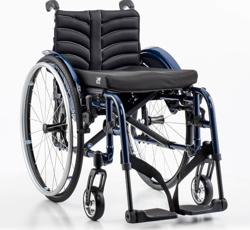 Adaptivrollstuhl SOPUR QS3 X – leichter Rahmen, faltbar & individuell konfigurierbar