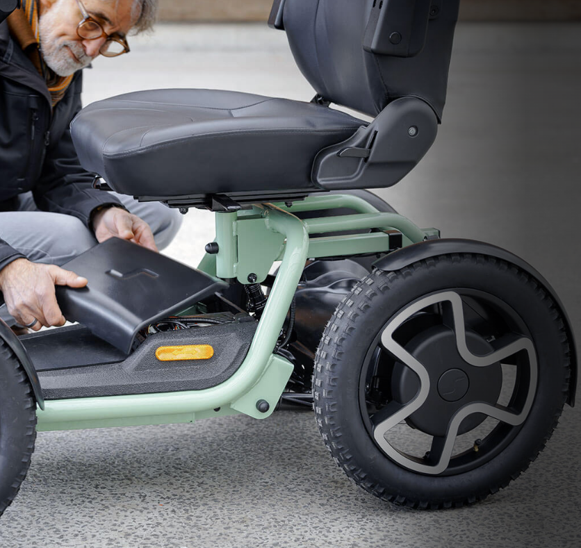 Elektromobil Sterling S800 by Scoozy mit Federung Lithium-Akku Farbdisplay Tempomat 15 km/h Scooter